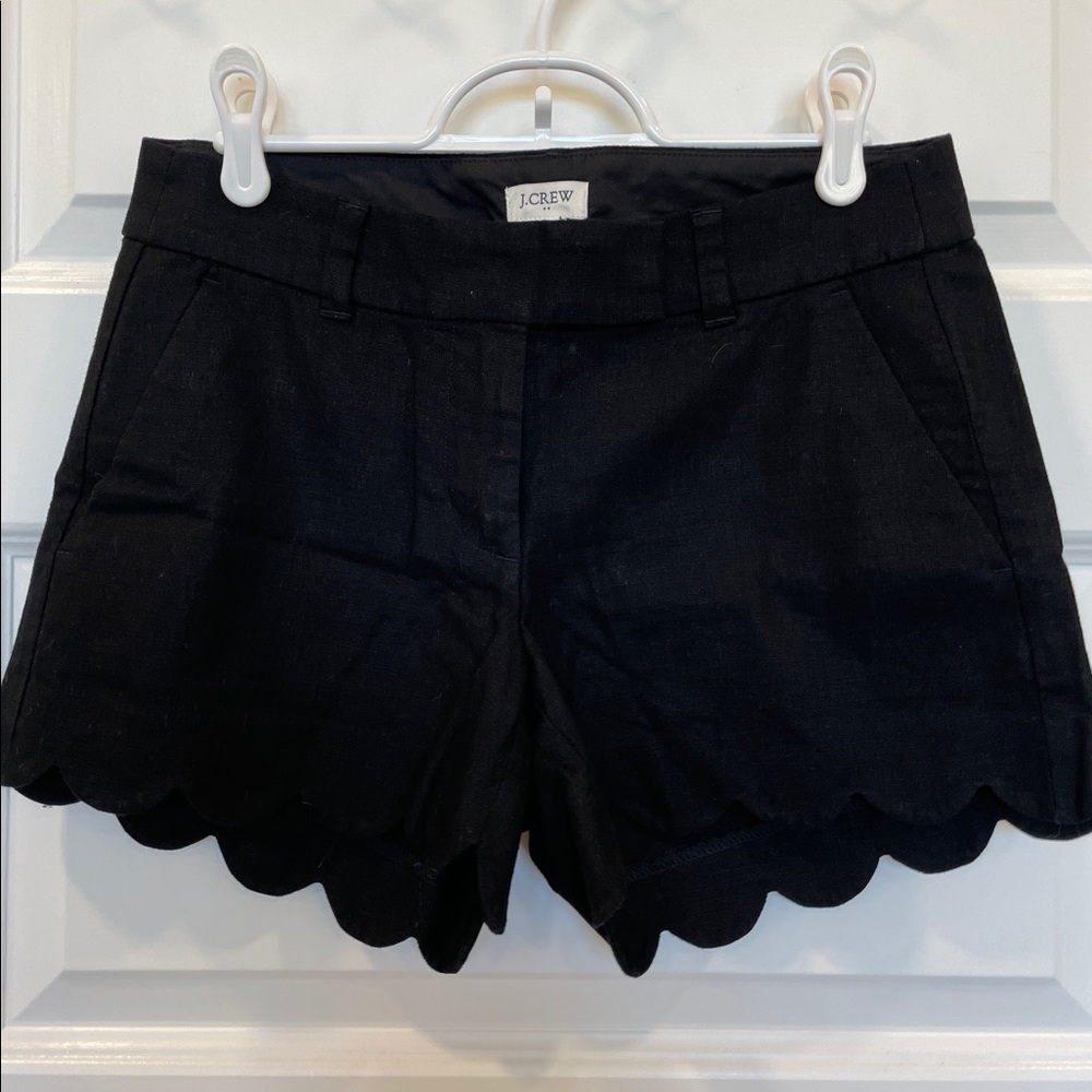 Adorable black scalloped J Crew shorts! Size 0. EUC!